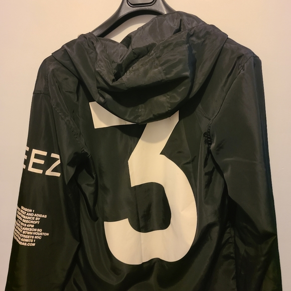 Adidas #3 YXA URBAN CLOTHING FLIGHT WINDBREAKER - Picture 3 of 3